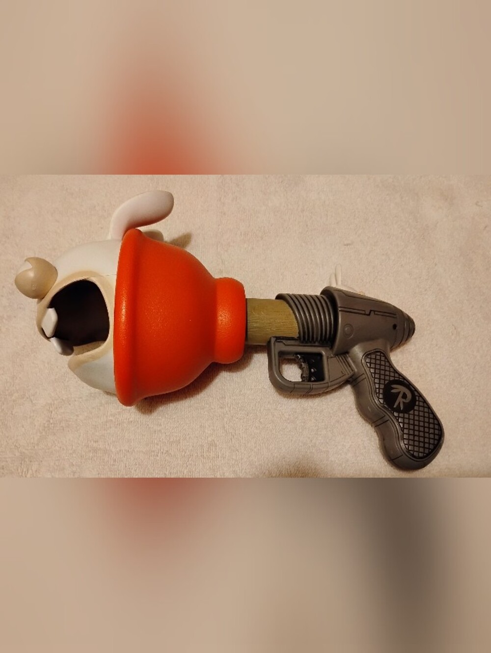 Rabbids Invasion 2014 Nickelodeon Super Plunger Toy Blaster 15 Sound FX